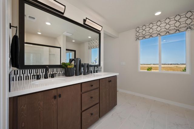 12072 Mircado Way, Rancho Cordova, CA 95742
