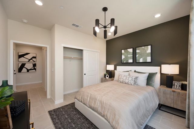 12072 Mircado Way, Rancho Cordova, CA 95742