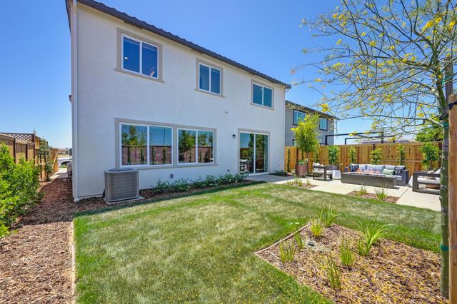 12072 Mircado Way, Rancho Cordova, CA 95742