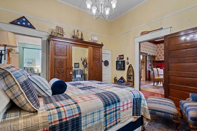 304 Cherry St, Arkadelphia, AR 71923