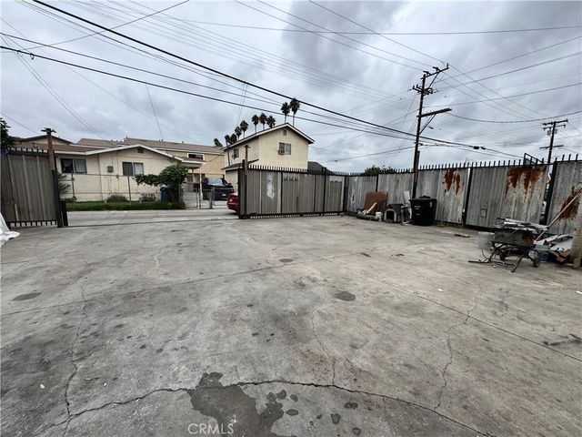 3633 Gage, Bell Gardens, CA 90201
