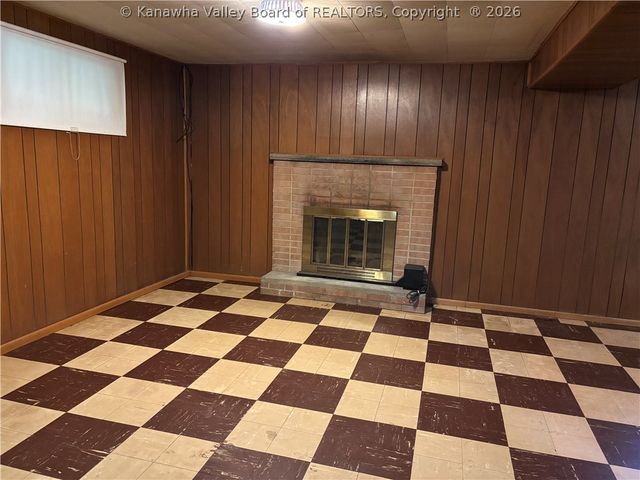833 Daverton Road, South Charleston, WV 25303