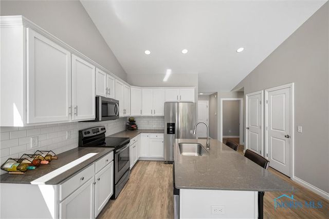 2150 Fieldbrook Drive, Toledo, OH 43615