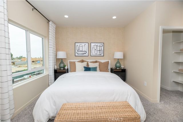 14401 Maraschino Ave., Fontana, CA 92335