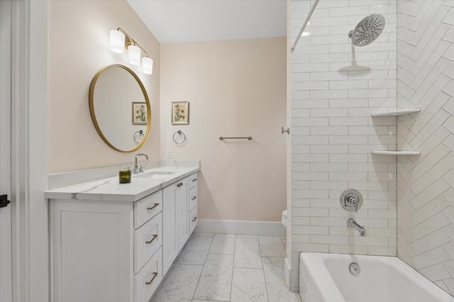 1260 Candlelight Lane, Houston, TX 77018