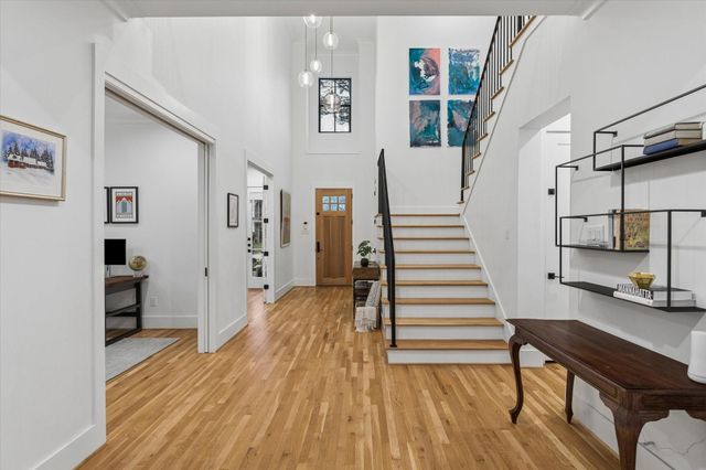 1260 Candlelight Lane, Houston, TX 77018