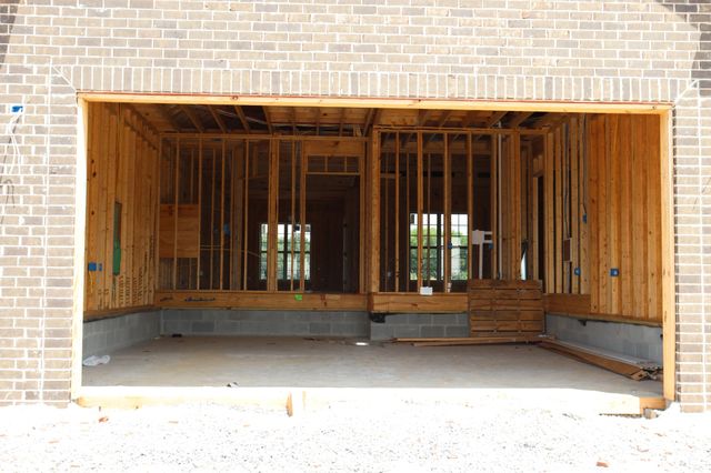 225 Harvest Moon Dr, Clarksville, TN 37043