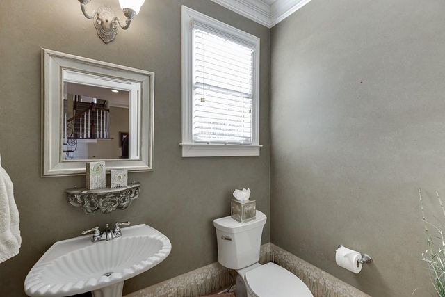 382 Spring Willow Drive, Sugar Hill, GA 30518