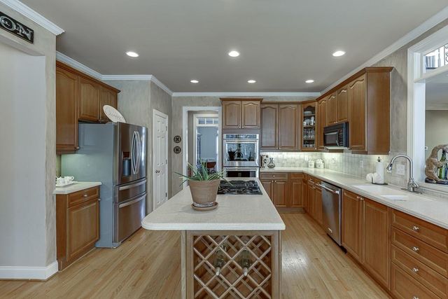 382 Spring Willow Drive, Sugar Hill, GA 30518