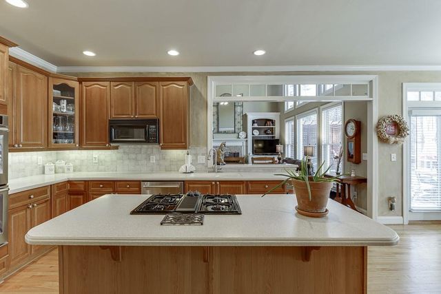 382 Spring Willow Drive, Sugar Hill, GA 30518