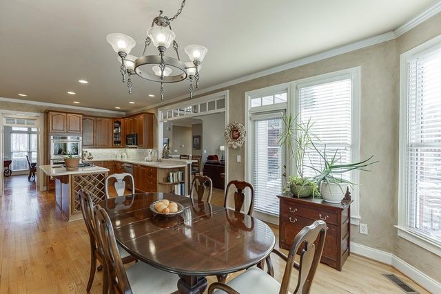 382 Spring Willow Drive, Sugar Hill, GA 30518