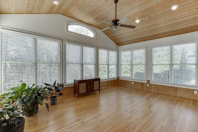 382 Spring Willow Drive, Sugar Hill, GA 30518