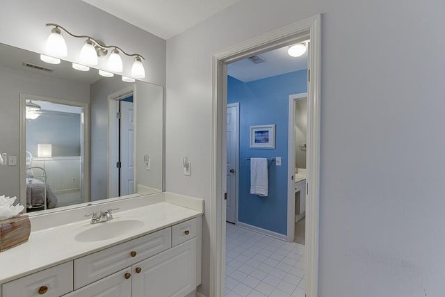 382 Spring Willow Drive, Sugar Hill, GA 30518