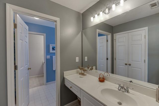 382 Spring Willow Drive, Sugar Hill, GA 30518