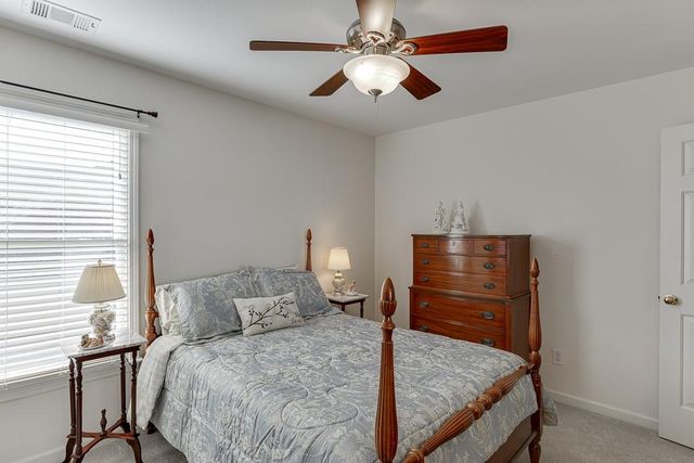 382 Spring Willow Drive, Sugar Hill, GA 30518