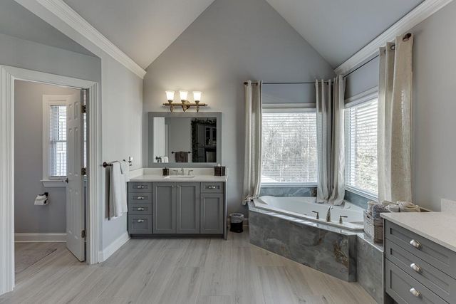 382 Spring Willow Drive, Sugar Hill, GA 30518