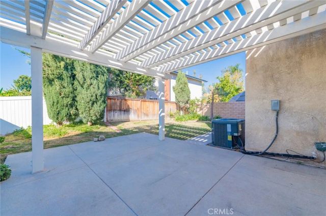 11 GAINESMILL, Irvine, CA 92620