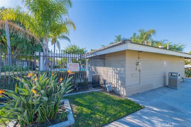 11 GAINESMILL, Irvine, CA 92620