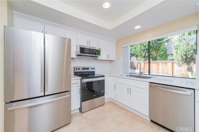 11 GAINESMILL, Irvine, CA 92620