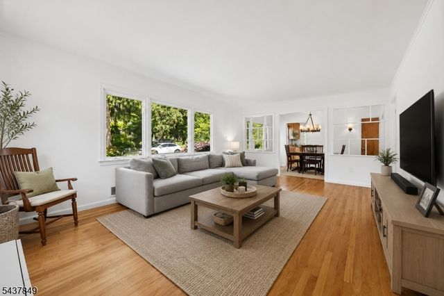 40 Maple Ln, Parsippany-troy Hills Twp., NJ 07034
