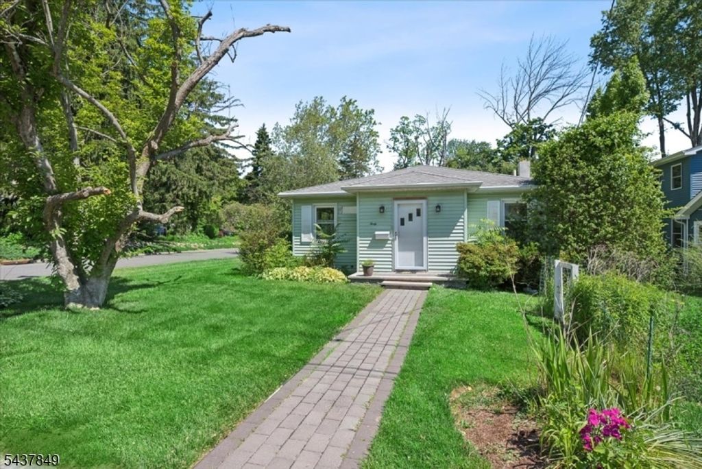 40 Maple Ln, Parsippany-troy Hills Twp., NJ 07034