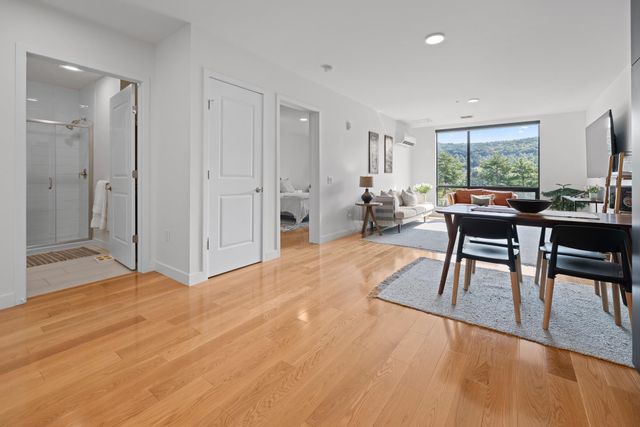 69 Etna Rd Unit 408, Lebanon, NH 03766
