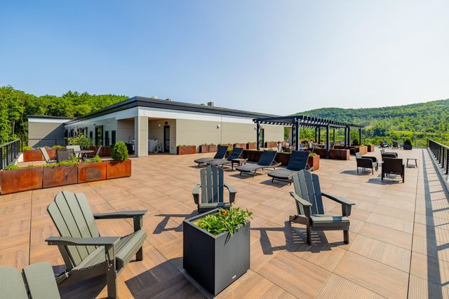 69 Etna Rd Unit 408, Lebanon, NH 03766
