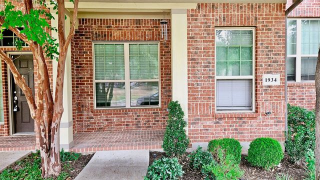 1934 Loma Alta Drive, Irving, TX 75063