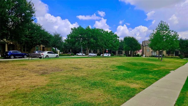 1934 Loma Alta Drive, Irving, TX 75063