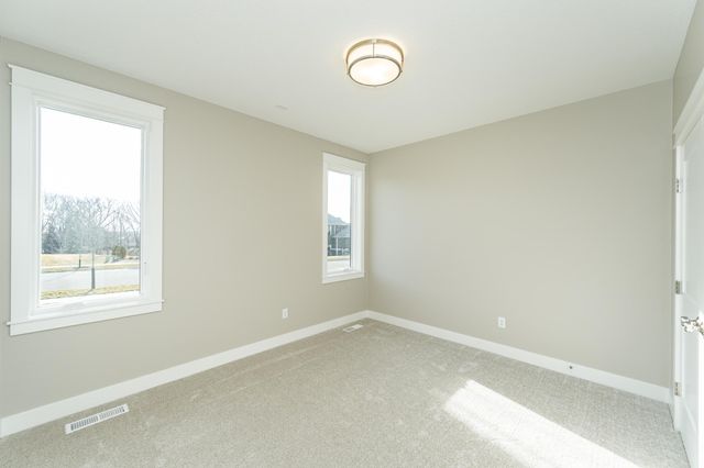 2608 Bentley Drive SW, Rochester, MN 55902