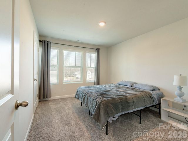 4009 Woodland View Drive, Charlotte, NC 28215