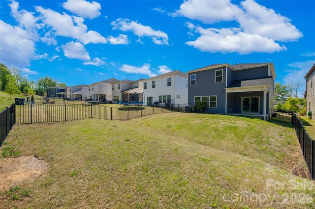 4009 Woodland View Drive, Charlotte, NC 28215