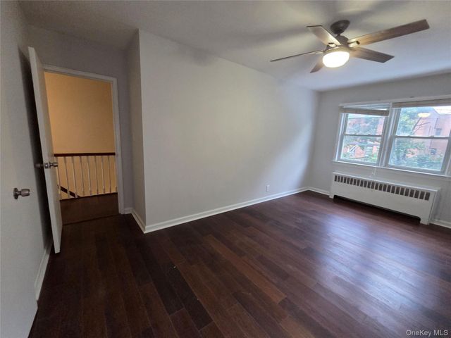 2129 Muliner Avenue, Bronx, NY 10462