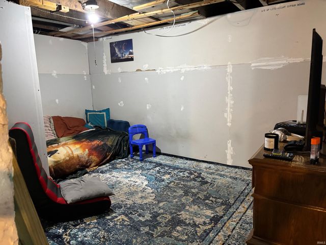 134 W Battell Street, Mishawaka, IN 46545