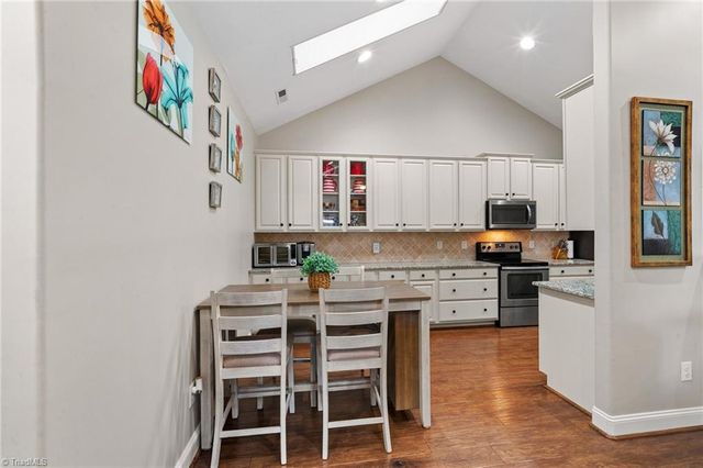 1701 Friedberg Village Drive, Winston-salem, NC 27127