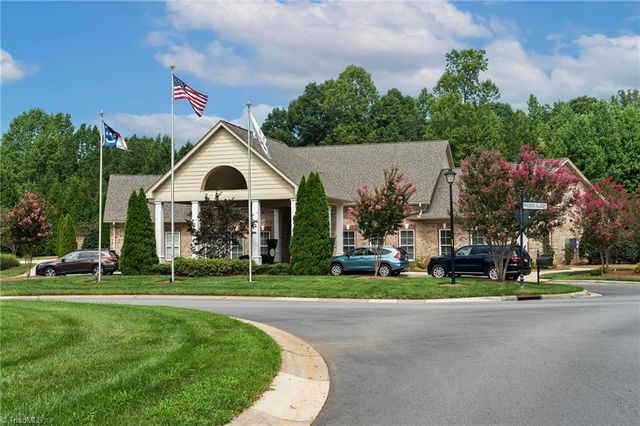 1701 Friedberg Village Drive, Winston-salem, NC 27127