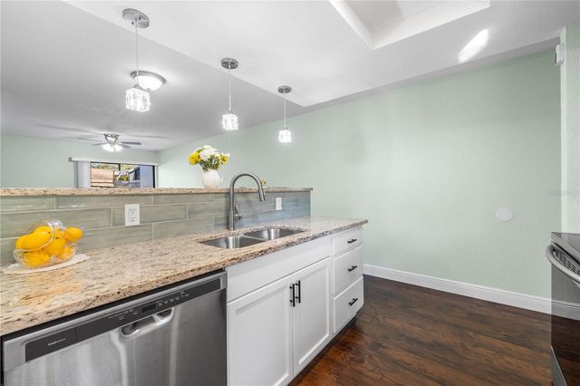 8606 PALM LANE, Temple Terrace, FL 33637