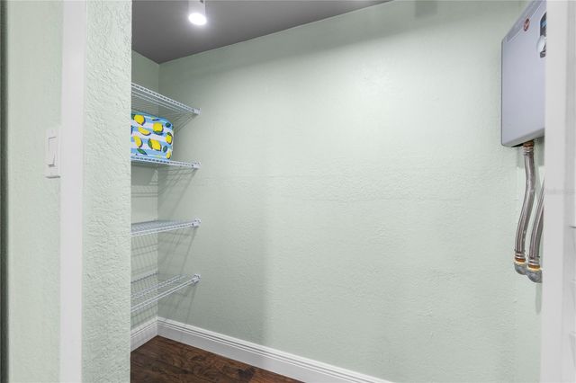 8606 PALM LANE, Temple Terrace, FL 33637