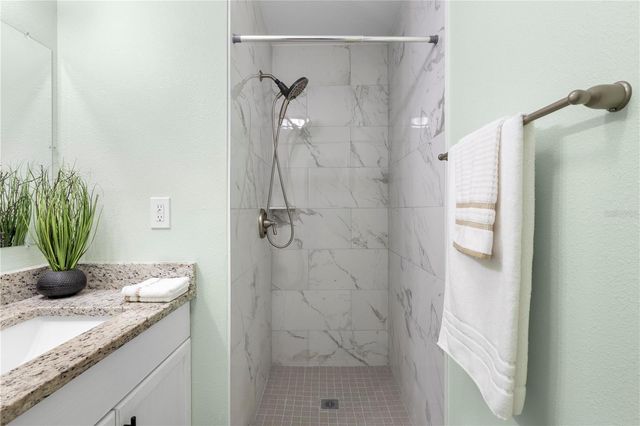 8606 PALM LANE, Temple Terrace, FL 33637