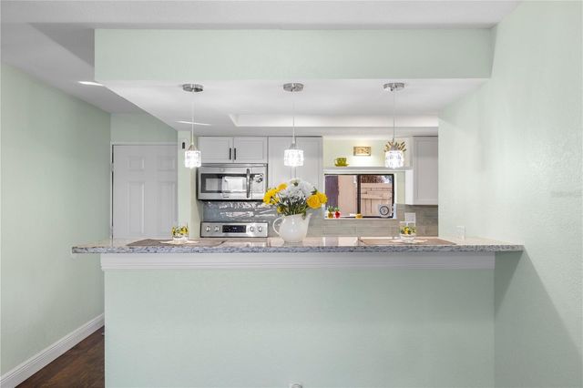 8606 PALM LANE, Temple Terrace, FL 33637