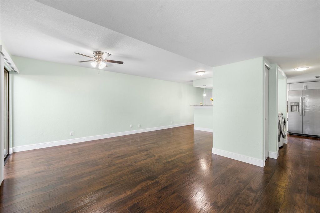 Image 11 of property listing at 8606 PALM LANE, Temple Terrace, FL 33637