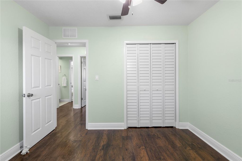 Image 35 of property listing at 8606 PALM LANE, Temple Terrace, FL 33637