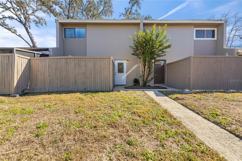 Image 49 of property listing at 8606 PALM LANE, Temple Terrace, FL 33637