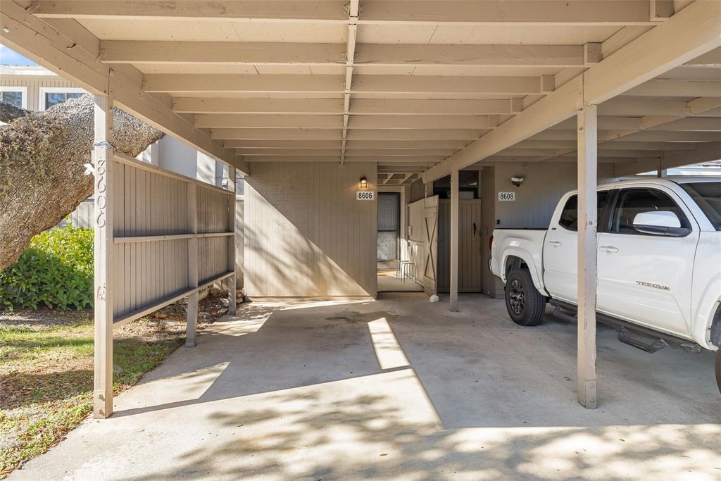 Image 53 of property listing at 8606 PALM LANE, Temple Terrace, FL 33637