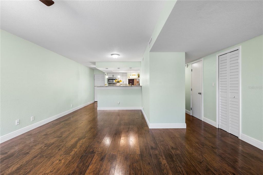 Image 10 of property listing at 8606 PALM LANE, Temple Terrace, FL 33637