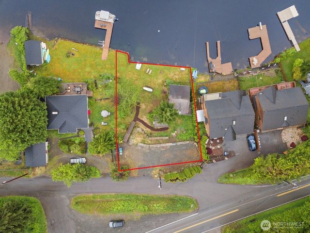 2702 Middle Shore Road, Snohomish, WA 98296