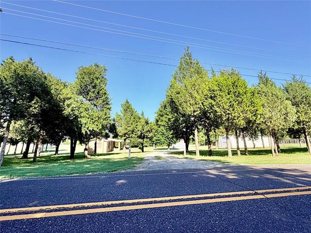 3150 N Bryant Avenue, Edmond, OK 73034