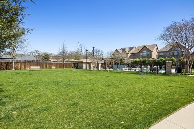 10589 Plumwood Parkway, Dallas, TX 75238