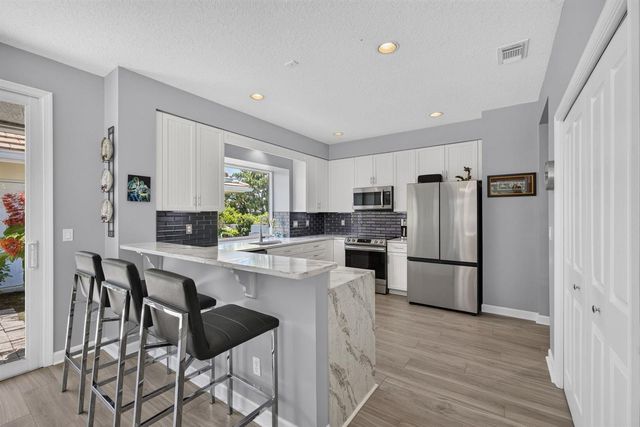 1306 SE Brewster Place SE, Stuart, FL 34997