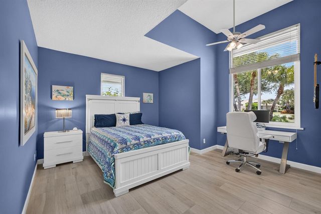 1306 SE Brewster Place SE, Stuart, FL 34997